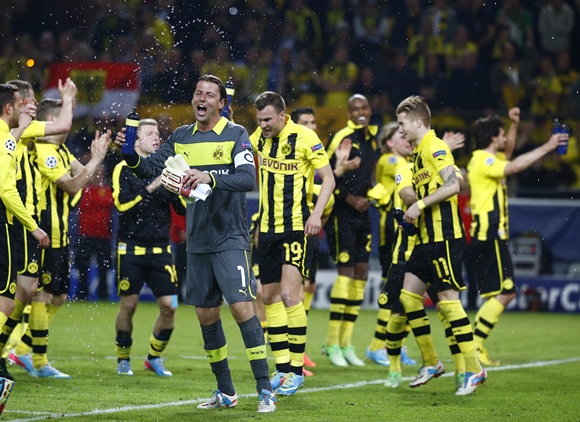 Borussia Dortmund players celebrates