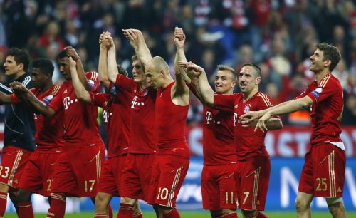 Bayern Munich players celebrate after beating Barcelona
