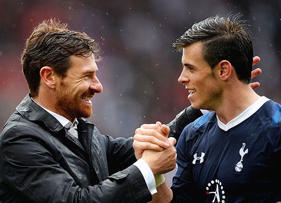 Spurs manager Andre Villas-Boas and Gareth Bale 