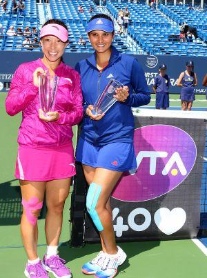 Sania Mirza and Jie Zheng