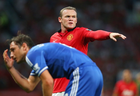 Wayne Rooney of Manchester United gestures