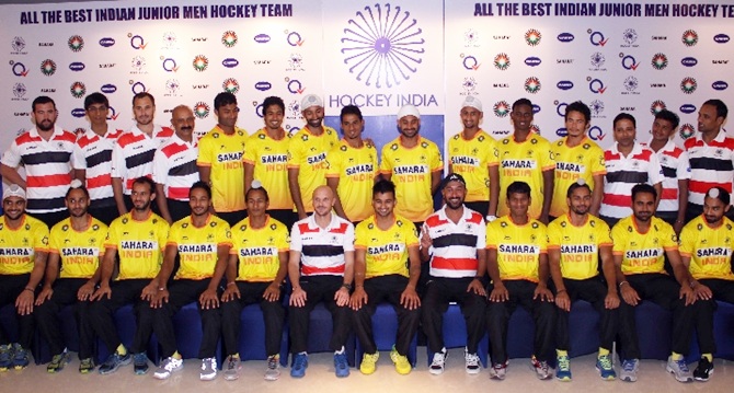 Eventful year for Indian hockey as women outperform men