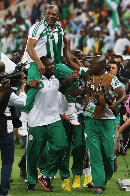 Nigeria Manager, Stephen Keshi is lifted by his players