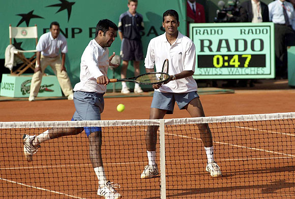 Leander Paes and Mahesh Bhupathi enroute to their 2001 French Open crown