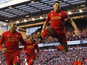 Liverpool's Steven Gerrard (right) celebrates