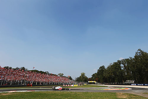 Lewis Hamilton of Great Britain and McLaren drives on his way to winning the Italian Formula One Grand Prix at the Autodromo Nazionale di Monza on September 9, 2012 in Monza, Italy