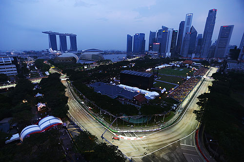 Fernando Alonso of Spain and Ferrari drives during practice for the Singapore Formula One Grand Prix at the Marina Bay Street Circuit on September 21, 2012 in Singapore