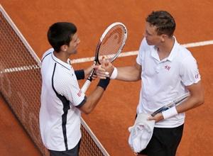 Djokovic congratulates Berdych