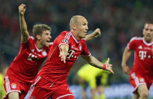 Arjen Robben of Bayern Muenchen celebrates after scoring a goal during the UEFA Champions League final match between Borussia Dortmund and FC Bayern Muenchen at Wembley Stadium