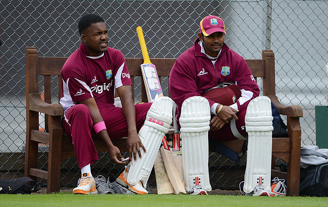 Darren Bravo and Denesh Ramdin (right) of the West Indies