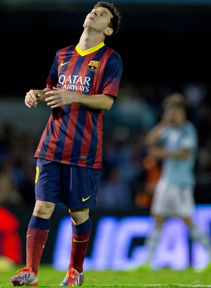 Lionel Messi of FC Barcelona reacts