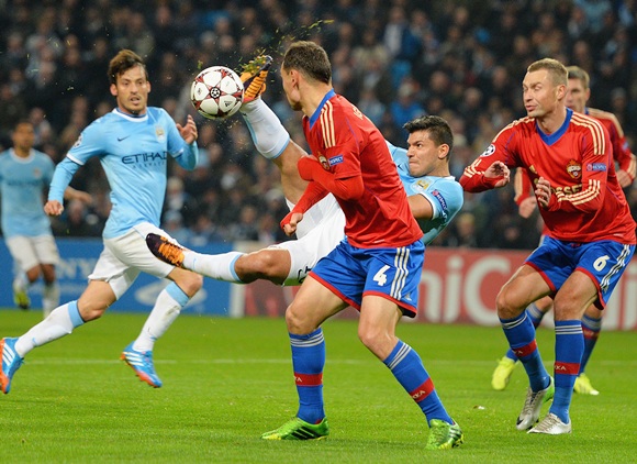 Sergio Aguero of Manchester City shoots at goal