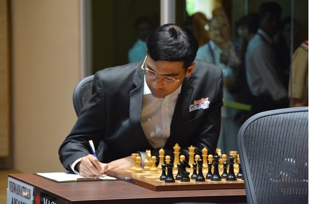 Videos: Vishy Anand as never before! - Rediff.com