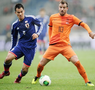 World Cup: Dutch survived Japan fright, says Van der Vaart