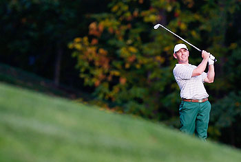 Louis Oosthuizen of South Africa and the International Team hits his third shot on the 15th hole during Day One Four-Ball Matches at the Muirfield Village Golf Club in Dublin, Ohio on Thursday