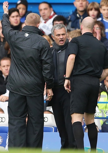Chelsea manager Jose Mourinho is sent off by referee Anthony Taylor