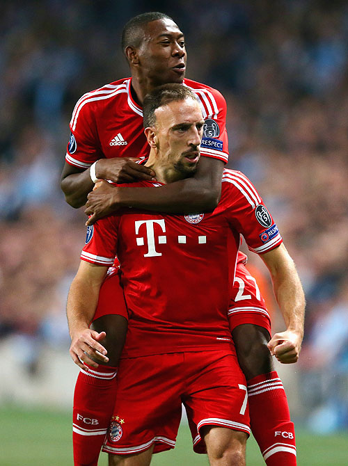 Bayern's Franck Ribery celebrates with David Alaba