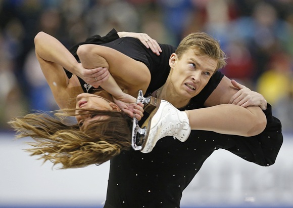PHOTOS: Take a look at the figure skaters!