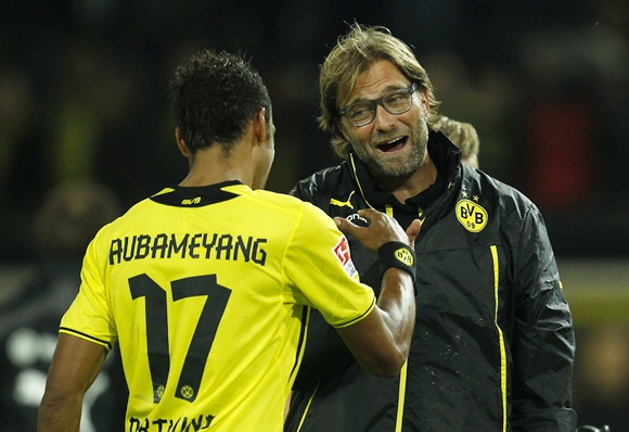 Borussia Dortmund's coach Juergen Klopp congratulates Pierre-Emerick Aubameyang