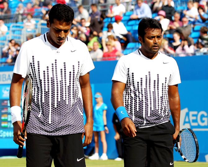 Leander Paes (right) with Mahesh Bhupathi