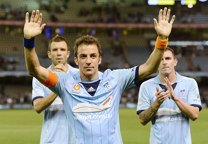 Alessandro Del Piero acknowledges the crowd after a Sydney FC match