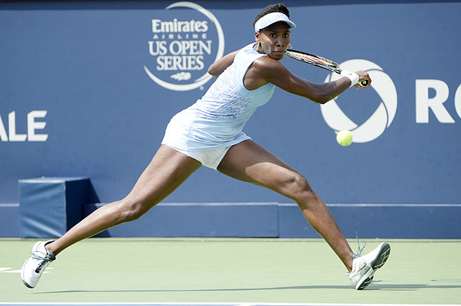 Venus Williams hits a backhand against Agnieszka Radwanska on Sunday