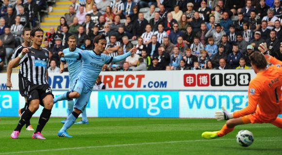 David Silva of Man City scores the opening goal during the Barclays Premier League match between Newcastle United and Manchester City 