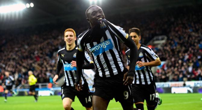 Papiss Cisse celebrates