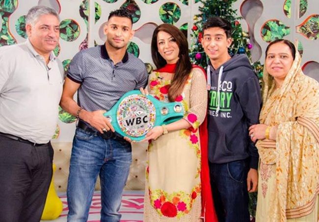 Boxer Amir Khan with his family at the morning show in Islamabad
