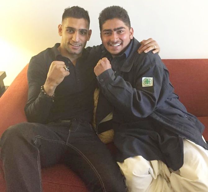 Boxer Amir Khan with his family