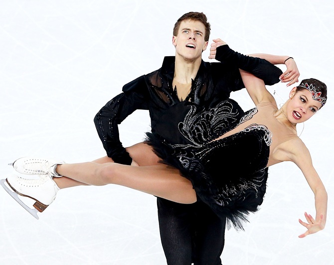Elena Ilinykh and Nikita Katsalapov of Russia compete in the Figure Skating Ice Dance.
