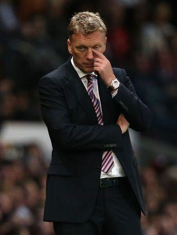 United's beleaguered Moyes on Manager of the Month shortlist