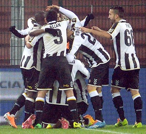 Italian Cup: Udinese shock Inter as Roma also advance