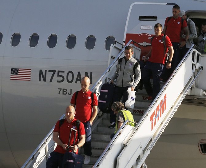 US team arrives