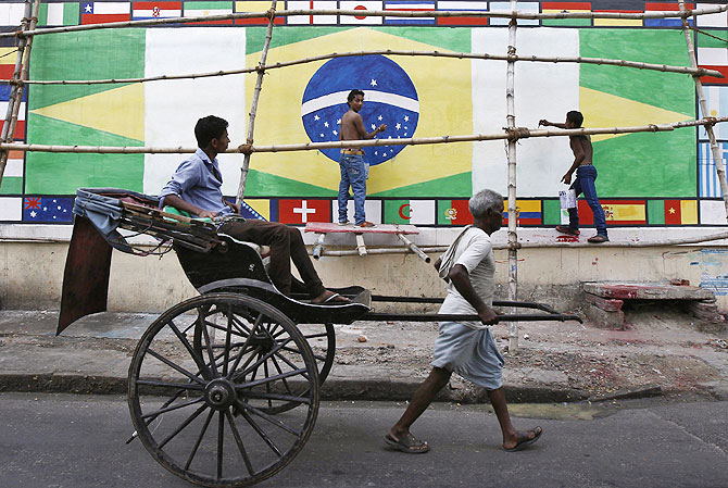 PHOTOS: World Cup fever scorches Indian shores