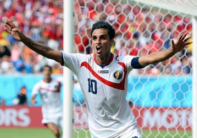 Bryan Ruiz of Costa Rica celebrates scoring his team's first goal