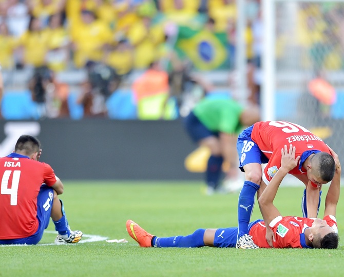 Chile players look dejected