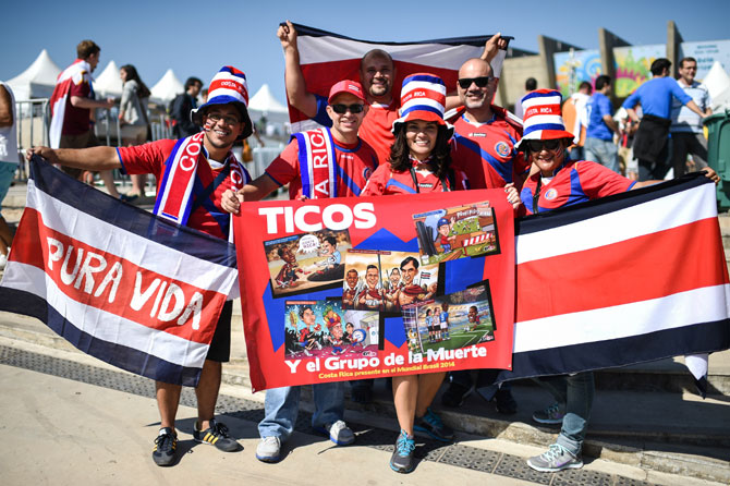 Costa Rican fans 