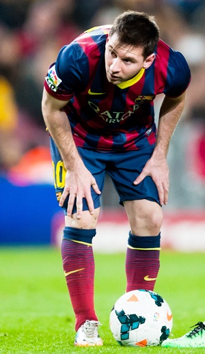 Messi vomiting 'not normal', says Barca coach Martino