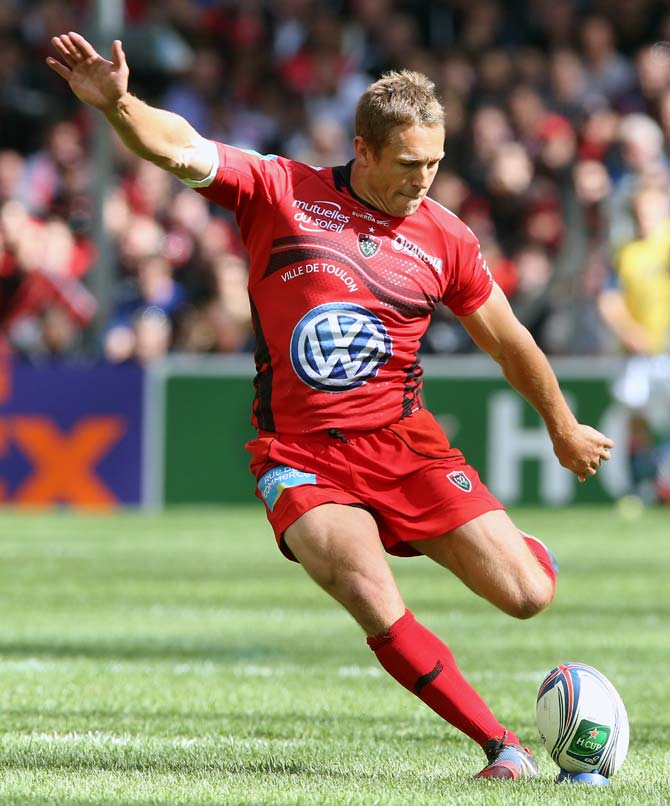 Jonny Wilkinson of Toulon kicks a penalty during the Heineken Cup semi final match between against Munster at the Stade Velodrome in Marseille.