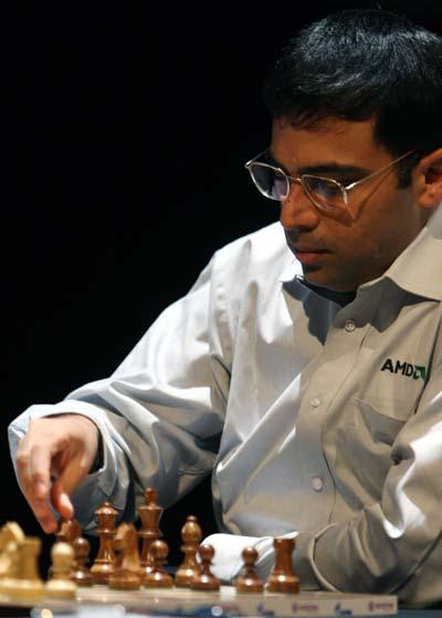 Videos: Vishy Anand as never before! - Rediff.com