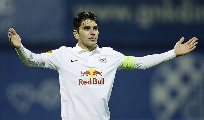 Salzburg's Jonatan Soriano celebrates his second goal against Dinamo Zagreb during their Europa League Group D soccer match at Maksimir Stadium