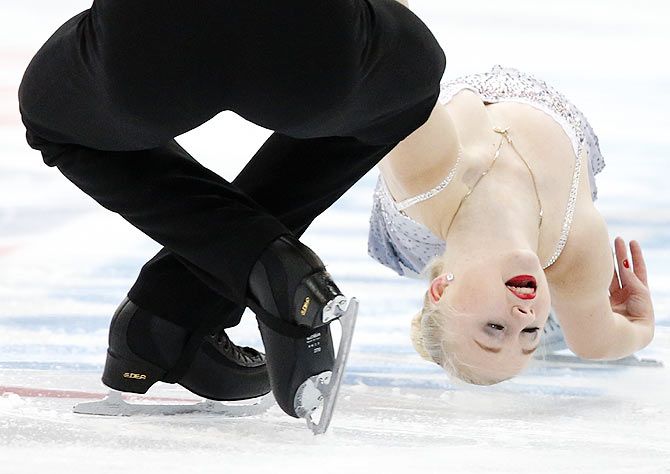Annabelle Proelss and Ruben Blommaert of Germany perform during the pairs short program at the Rostelecom Cup ISU Grand Prix of Figure Skating