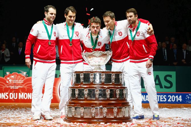 Switzerland's Roger Federer, Stanislas Wawrinka, Marco Chiudinelli, Michael Lammer and   Captain Severin Luthi