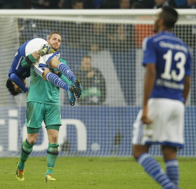 Porto's Ricardo Quaresma, left, celebrates