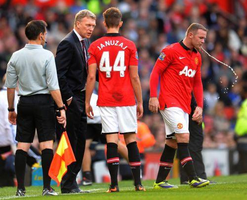  David Moyes with Manchester United players