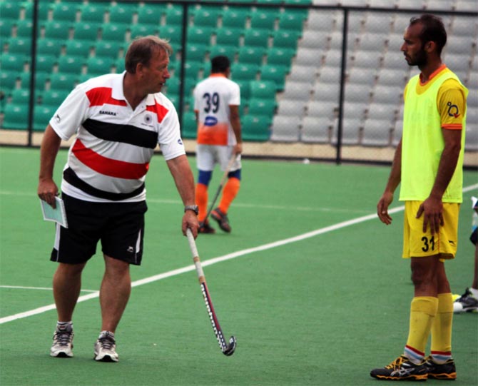 Terry Walsh during training with the Indian men’s hockey team.