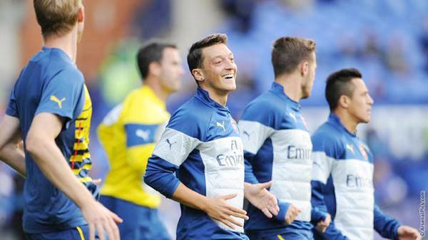 Arsenal's Mesut Ozil in training