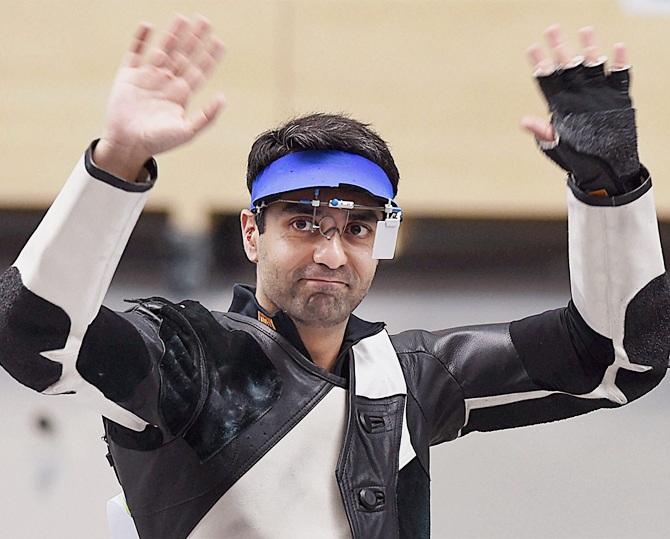 Abhinav Bindra waves