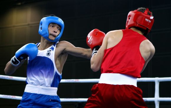 Boxer Thapa in Asian C'ships quarters